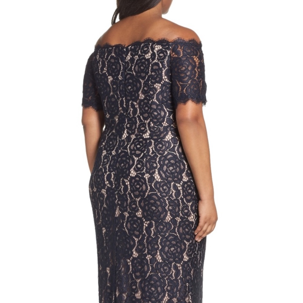 Adrianna-Papell off shoulder lace long Gown - Picture 9 of 11